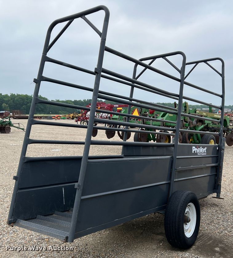 image for item DK7929 Priefert  livestock loading chute