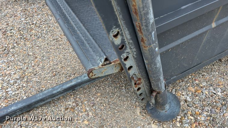 image for item DK7929 Priefert  livestock loading chute