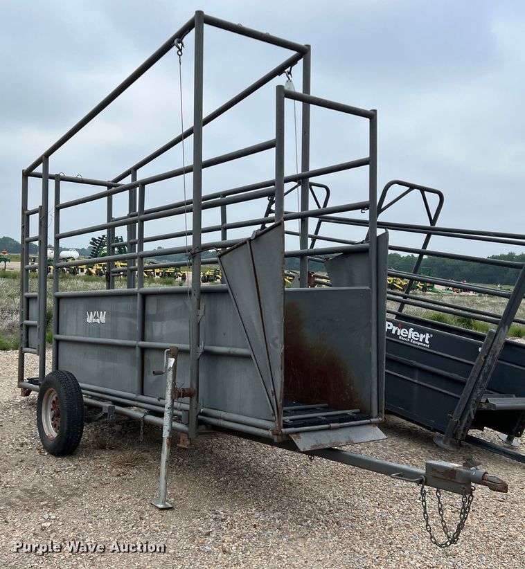 image for item DK7930 WW  livestock loading chute