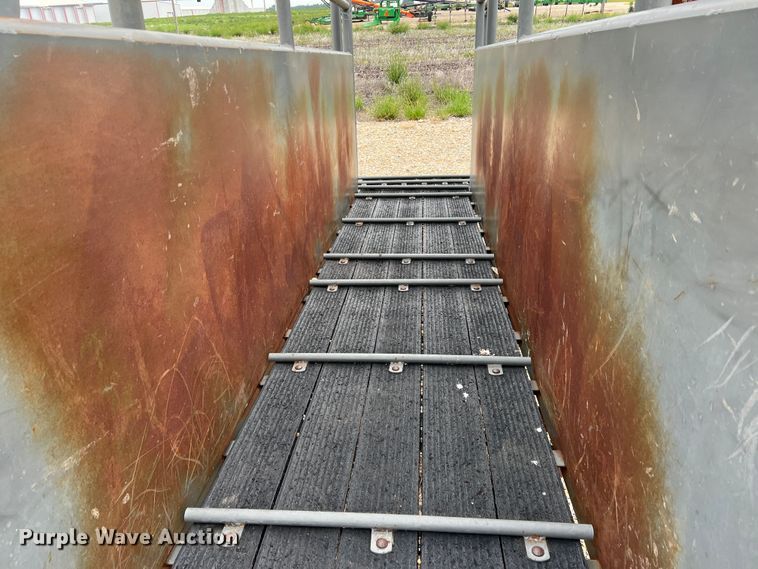image for item DK7930 WW  livestock loading chute