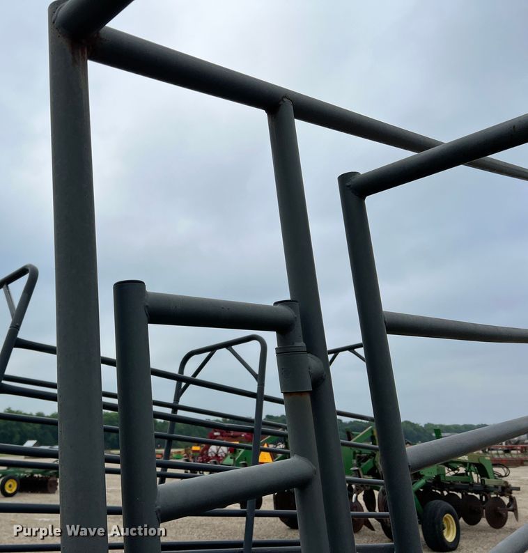 image for item DK7930 WW  livestock loading chute