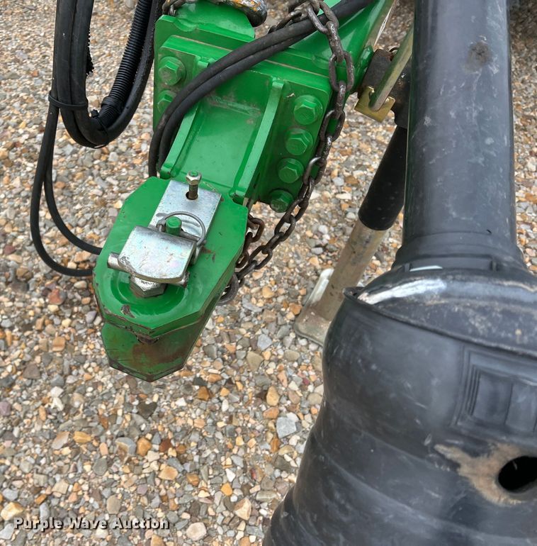 image for item DK7932 2013 John Deere 469  round baler