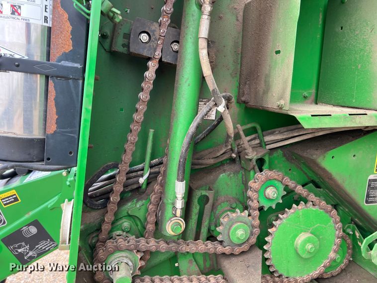 image for item DK7932 2013 John Deere 469  round baler