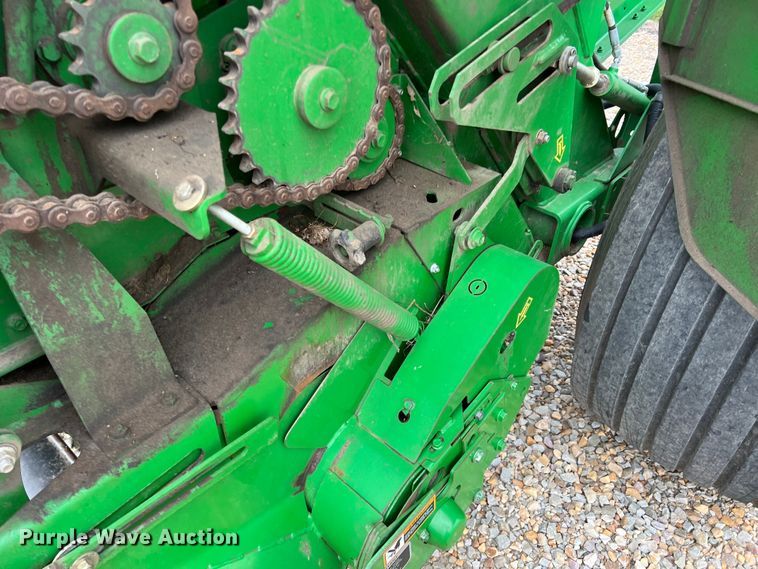 image for item DK7932 2013 John Deere 469  round baler