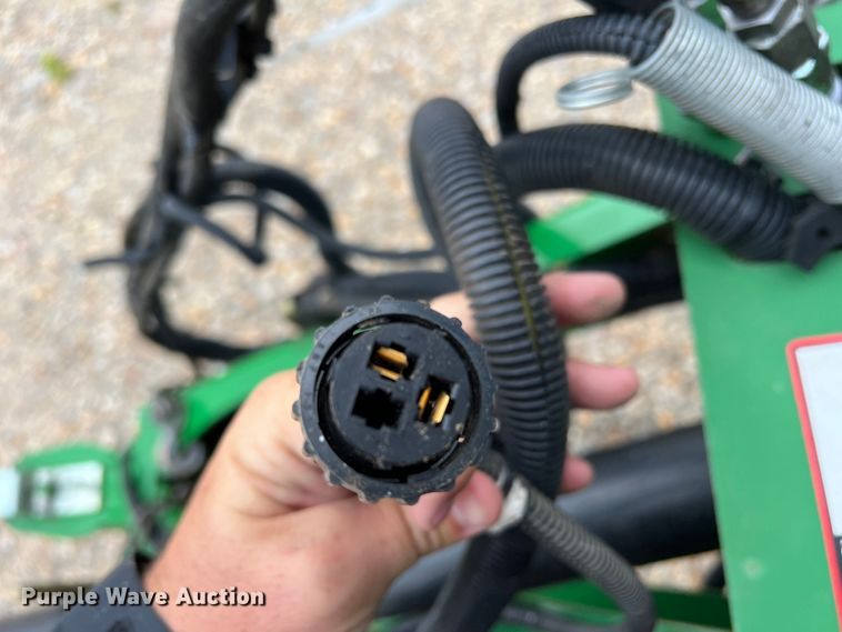 image for item DK7932 2013 John Deere 469  round baler