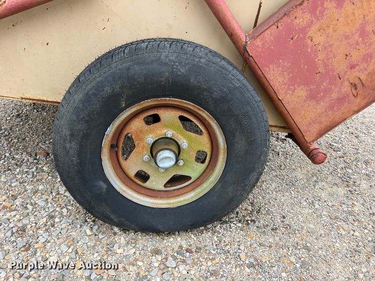 image for item DK7936 (2) 3C calf feeders