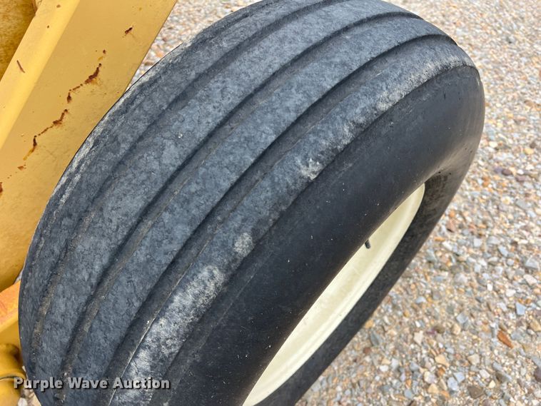 image for item DK7937 Tube Line HC7500T  hay conditioner