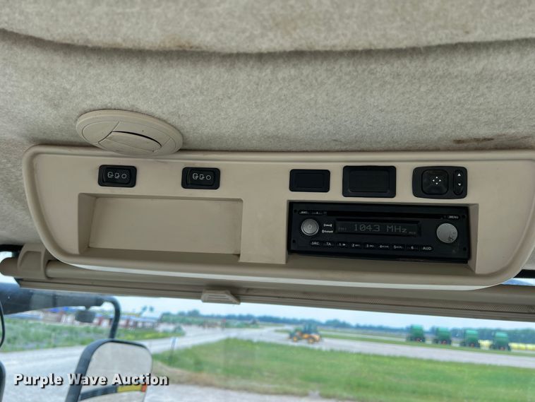 image for item DK7939 2017 John Deere 8245R  MFWD tractor