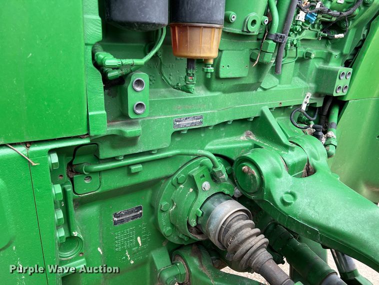 image for item DK7939 2017 John Deere 8245R  MFWD tractor