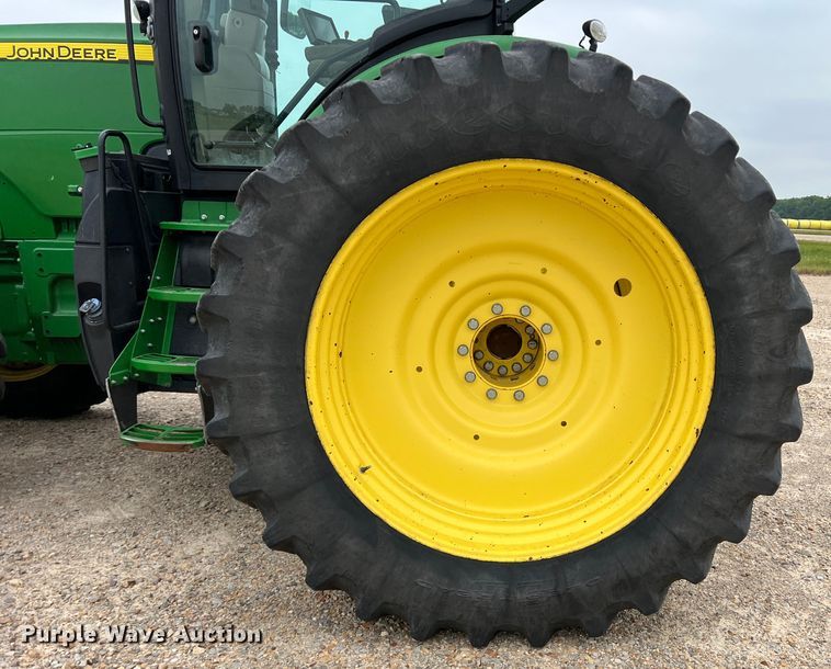 image for item DK7939 2017 John Deere 8245R  MFWD tractor