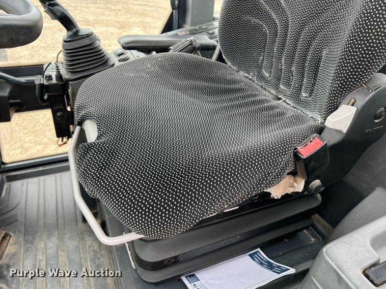 image for item DK7940 2016 John Deere 324K  wheel loader