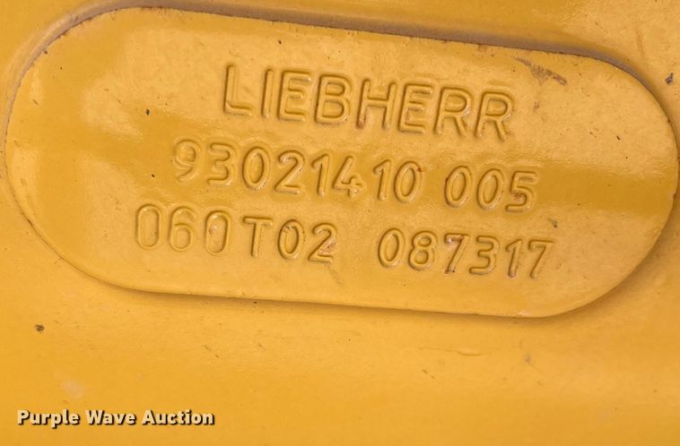 image for item DK7940 2016 John Deere 324K  wheel loader