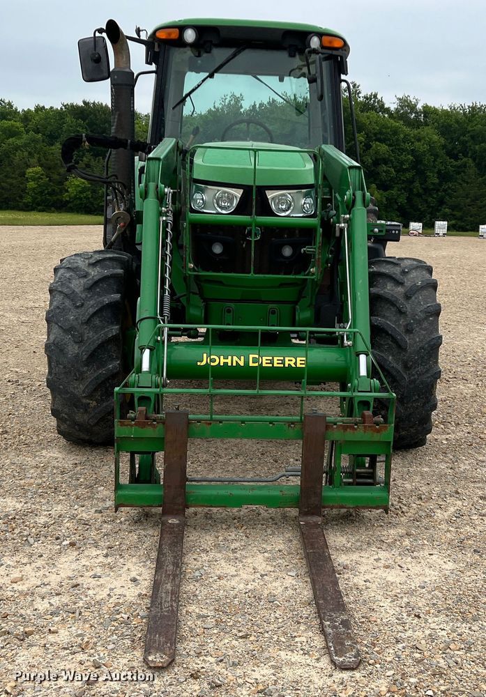 image for item DK7941 2015 John Deere 6105M  MFWD tractor