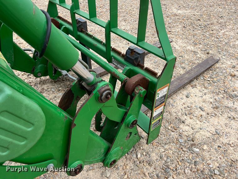 image for item DK7941 2015 John Deere 6105M  MFWD tractor