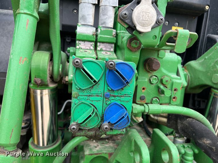 image for item DK7941 2015 John Deere 6105M  MFWD tractor