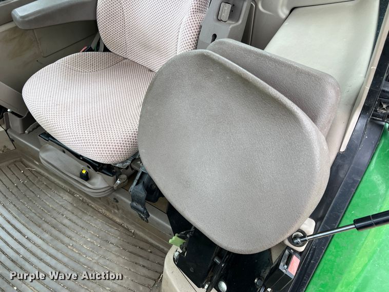 image for item DK7941 2015 John Deere 6105M  MFWD tractor