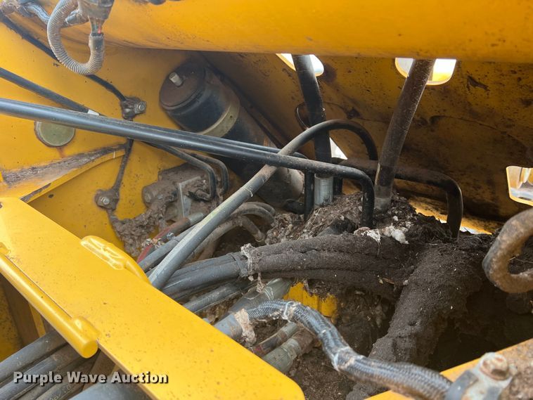 image for item DK7942 2014 John Deere 544K  high lift wheel loader