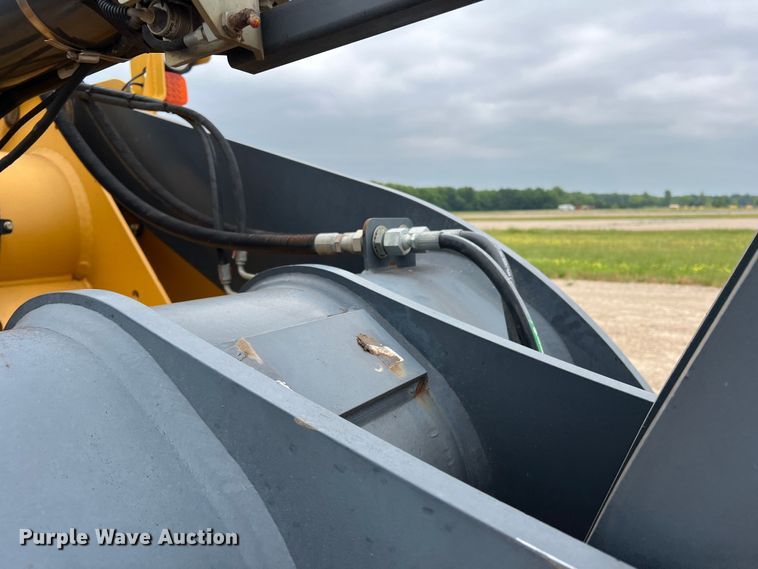 image for item DK7943 2012 John Deere 524K  wheel loader