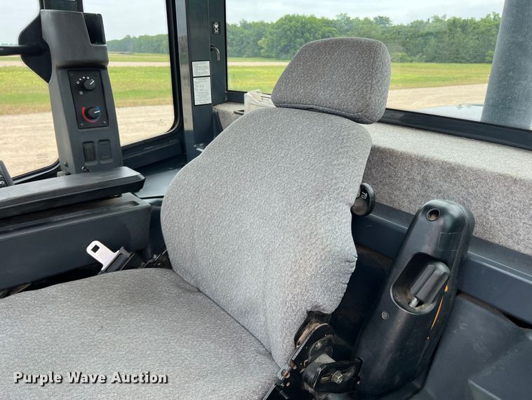 image for item DK7943 2012 John Deere 524K  wheel loader