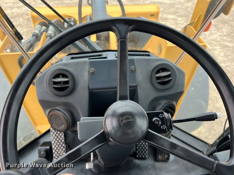 image for item DK7943 2012 John Deere 524K  wheel loader