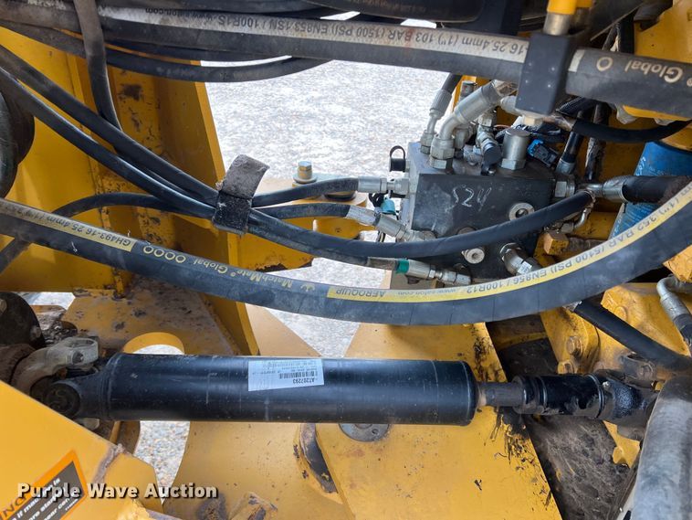 image for item DK7943 2012 John Deere 524K  wheel loader