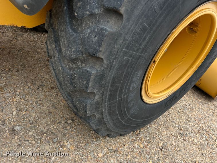 image for item DK7943 2012 John Deere 524K  wheel loader