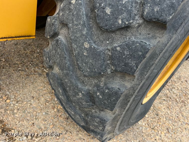 image for item DK7943 2012 John Deere 524K  wheel loader