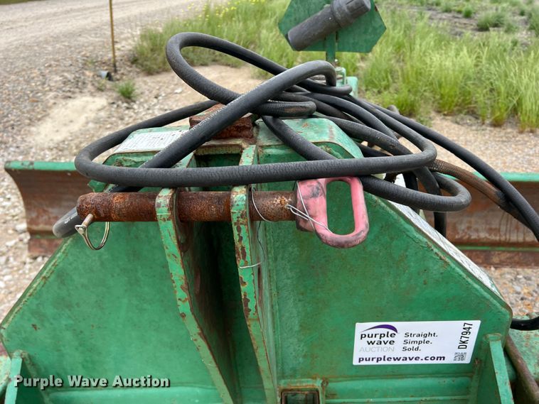 image for item DK7947 Frontier  10'W blade