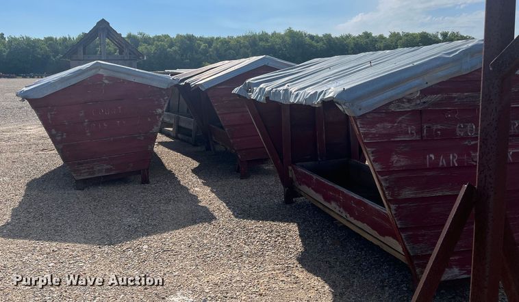 image for item DK7948 (5) livestock feeders