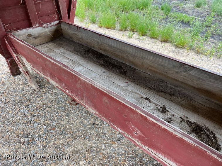 image for item DK7948 (5) livestock feeders