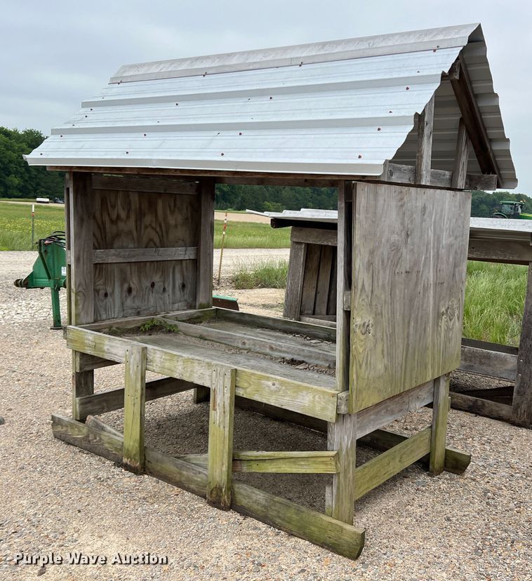 image for item DK7948 (5) livestock feeders