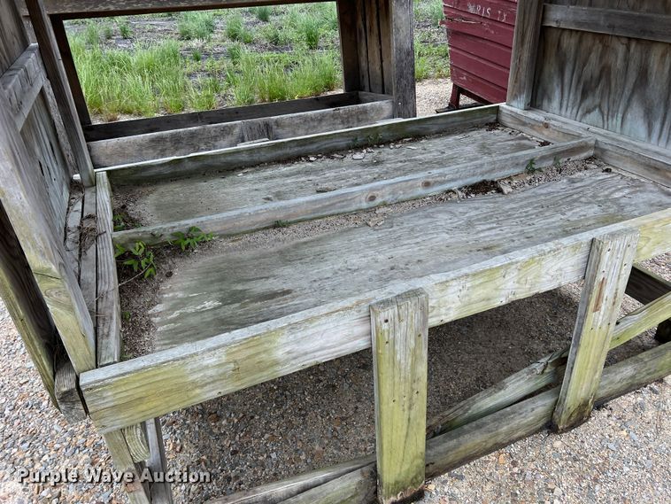 image for item DK7948 (5) livestock feeders