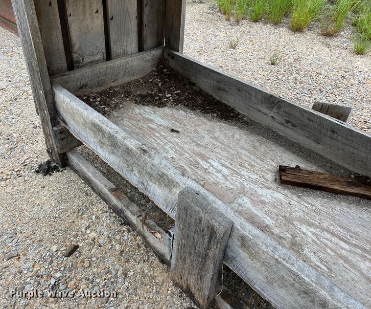 image for item DK7948 (5) livestock feeders