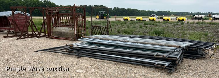 image for item DK7949 Livestock equipment