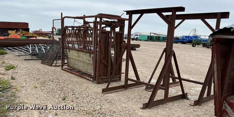 image for item DK7949 Livestock equipment