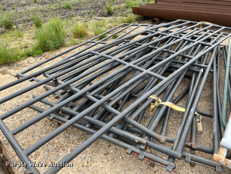 image for item DK7949 Livestock equipment