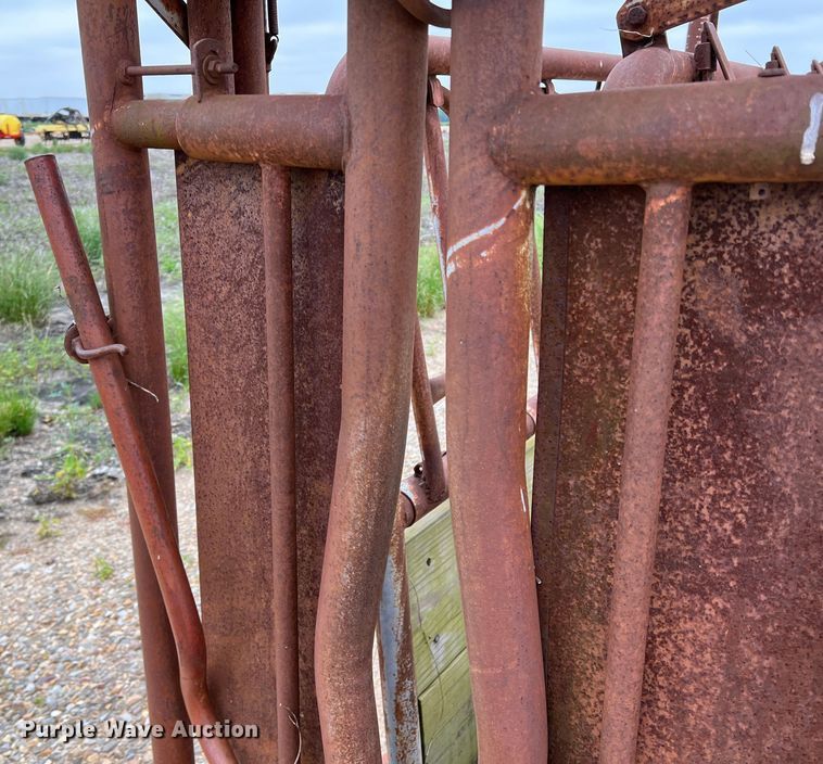 image for item DK7949 Livestock equipment