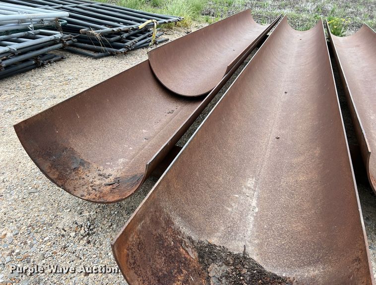 image for item DK7950 (11) feed troughs