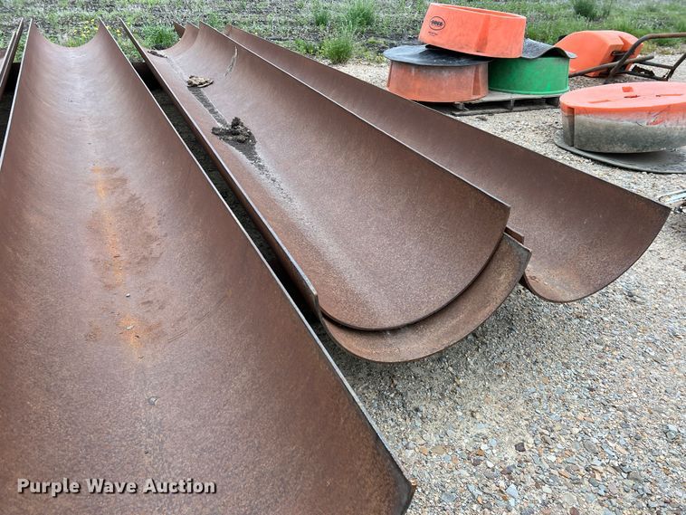 image for item DK7950 (11) feed troughs