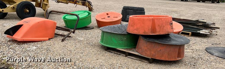 image for item DK7951 Livestock equipment