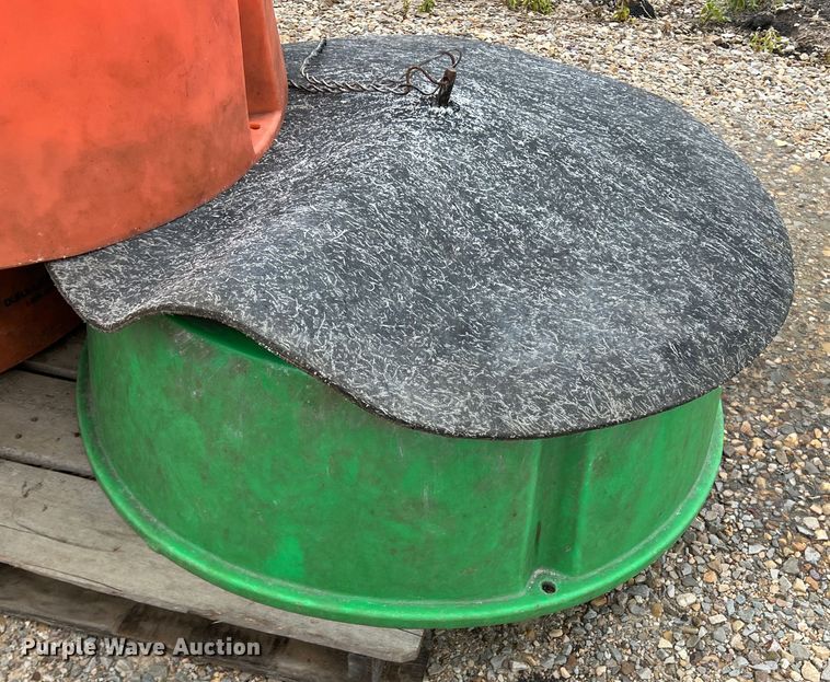 image for item DK7951 Livestock equipment