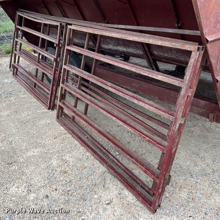 image for item DK7953 Creep feeder