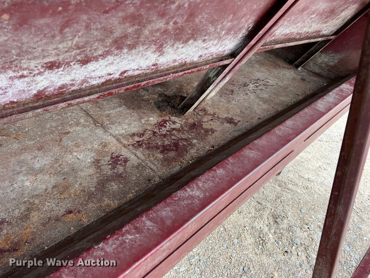 image for item DK7953 Creep feeder