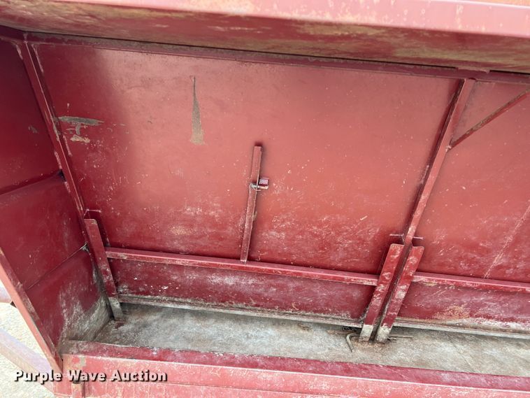 image for item DK7953 Creep feeder