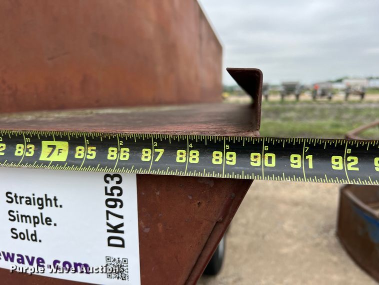 image for item DK7953 Creep feeder