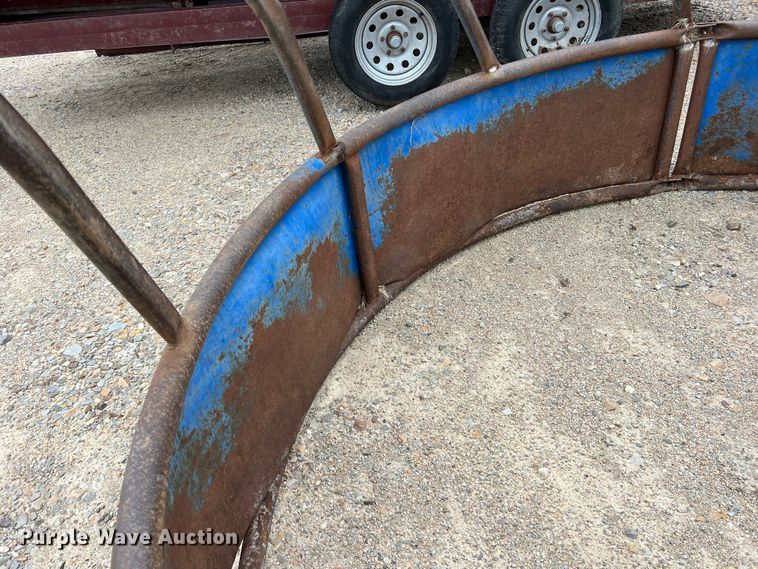 image for item DK7954 (3) hay bale feeders