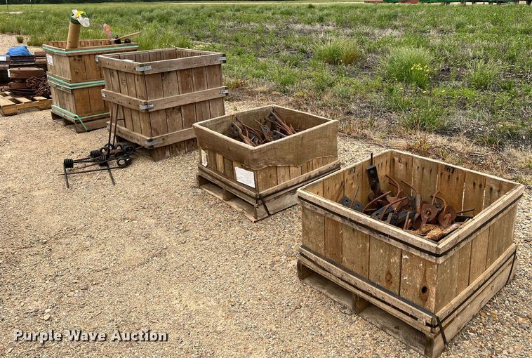 image for item DK7957 Approximately 72 shanks