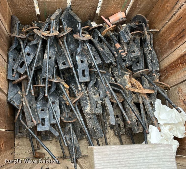 image for item DK7957 Approximately 72 shanks