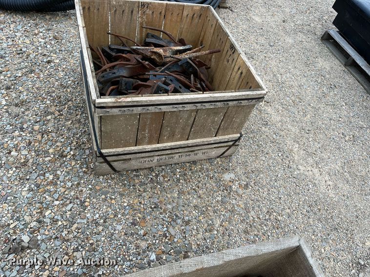 image for item DK7957 Approximately 72 shanks