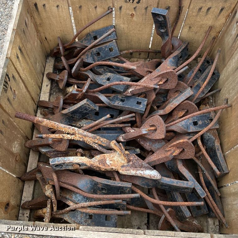 image for item DK7957 Approximately 72 shanks